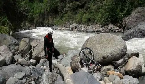 Cadáver del guía de turismo Luis Yepez Ccama (28), fue hallado esta tarde.