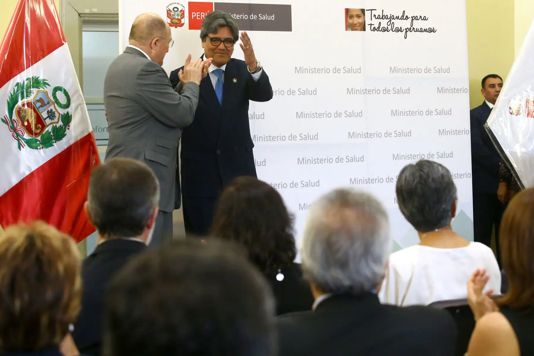 LIMA PERÚ - ENERO 11. Ceremonia de presentación oficial del ministro de Salud, Abel Hernán Jorge Salinas Rivas. Foto: ANDINA/Melina Mejía