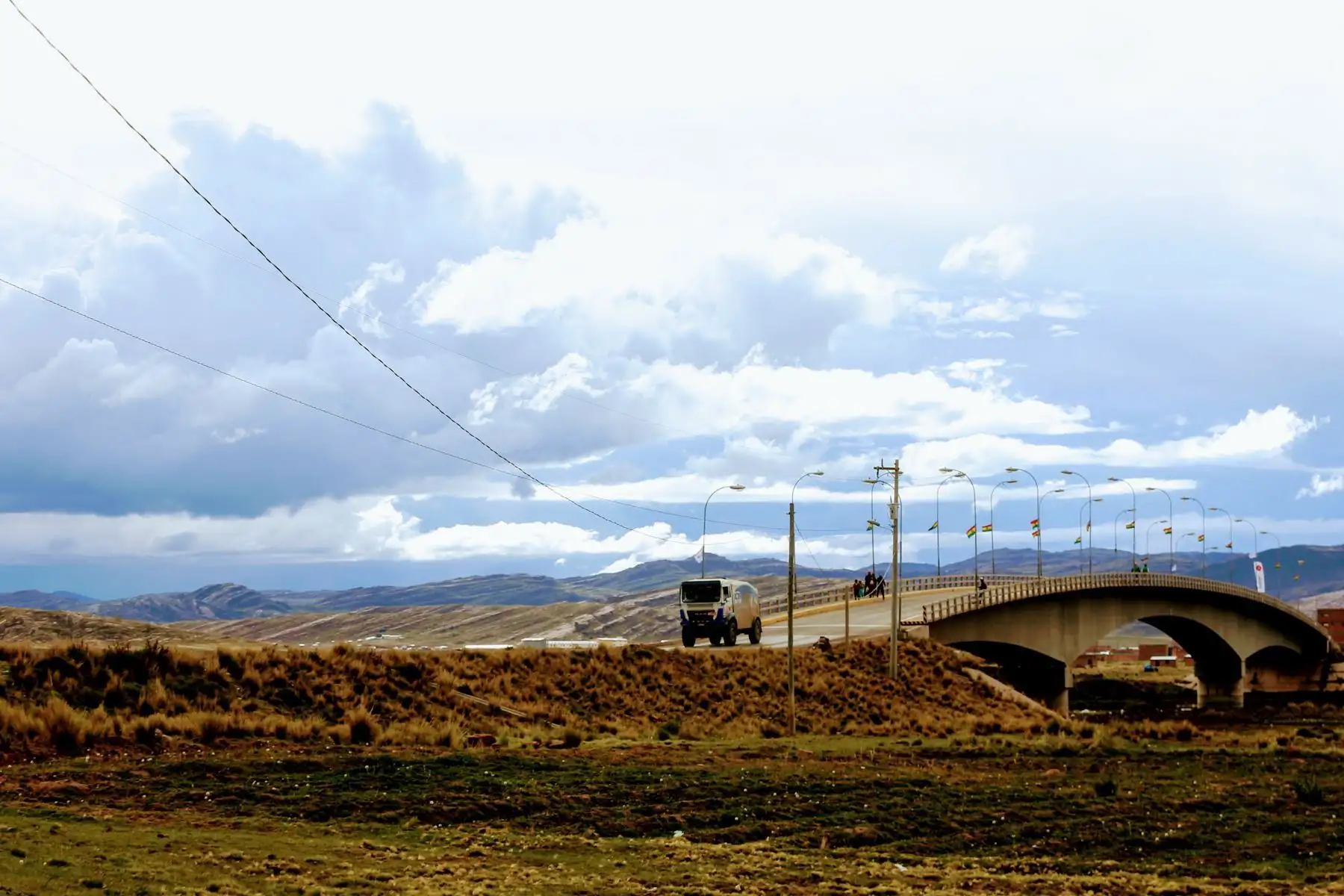 PUNO-PERÚ-11-ENERO. Corredores del Dakar 2018 se trasladan a Bolivia para continuar con las etapas del rally. Foto: ANDINA/Luis Iparraguirre