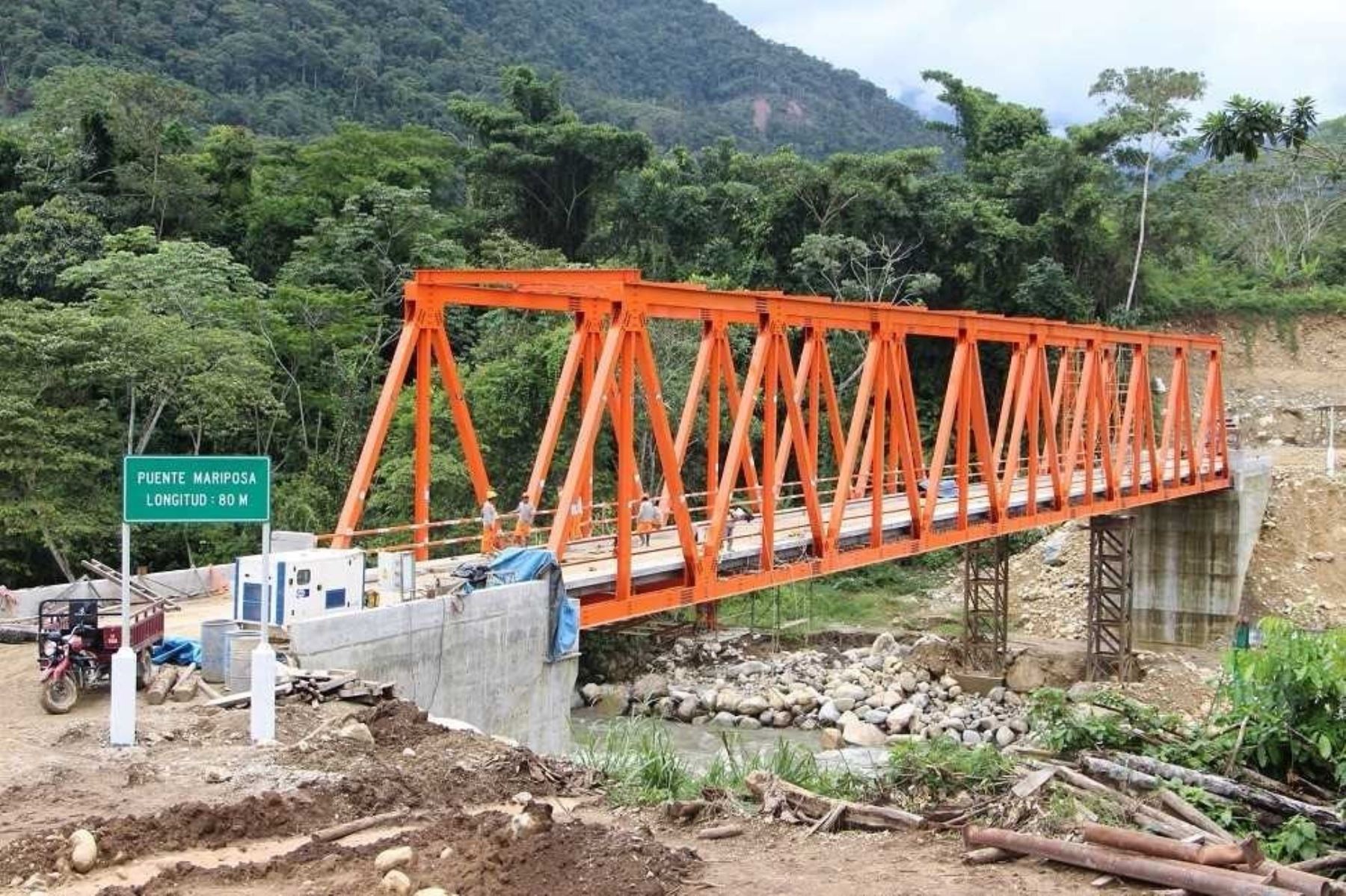 Puente Mariposa, de 80 metros de longitud, en el distrito Shunté, construido por el Gobierno Regional de San Martín y que demandó una inversión de 6 millones 588,750 soles.