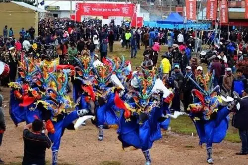 El Rally Dakar 2018 culminó su recorrido por el Perú y los aficionados nacionales y extranjeros que llegaron hasta Puno para alentar y seguir de cerca la carrera disfrutaron de nuestra gastronomía gracias a la feria “Perú, Mucho Gusto” que recibió una cifra record de 39,195 visitantes