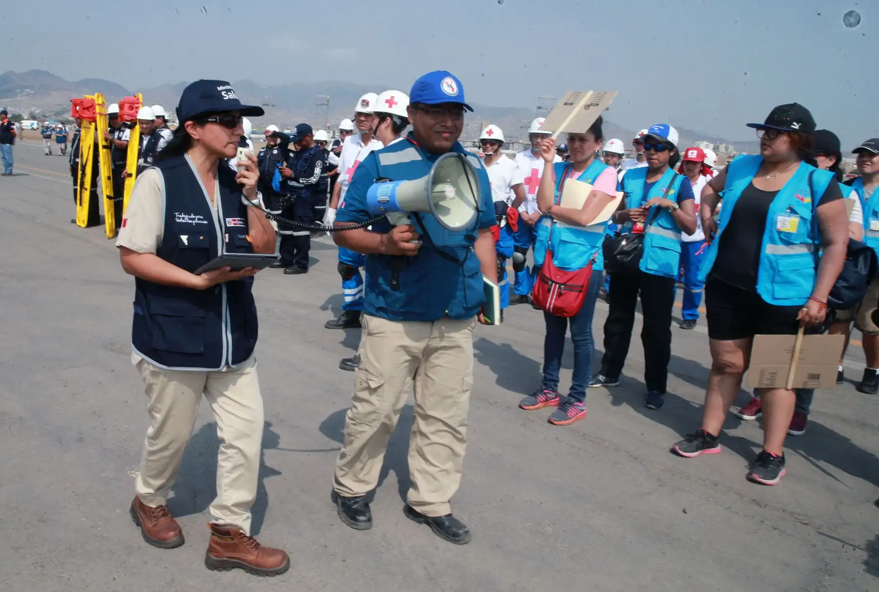 LIMA,PERÚ-ENERO 13. Realizan simulacro de desplazamiento en La base aérea Las Palmas, lugar donde se llevará a cabo la misa con el Papa Francisco. Foto: ANDINA/Vidal Tarqui