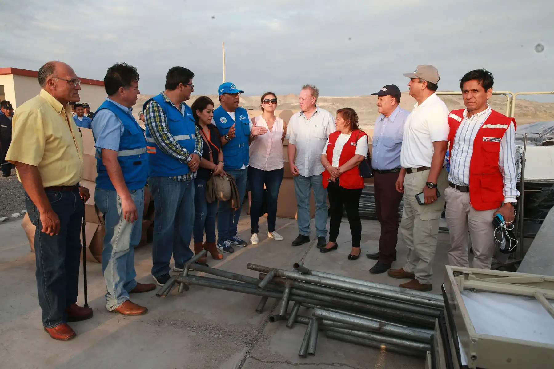 AREQUIPA PERÚ-ENERO 14. Llega ayuda humanitaria a los damnificados  del sismo en Arequipa. Foto: ANDINA/Vidal Tarqui