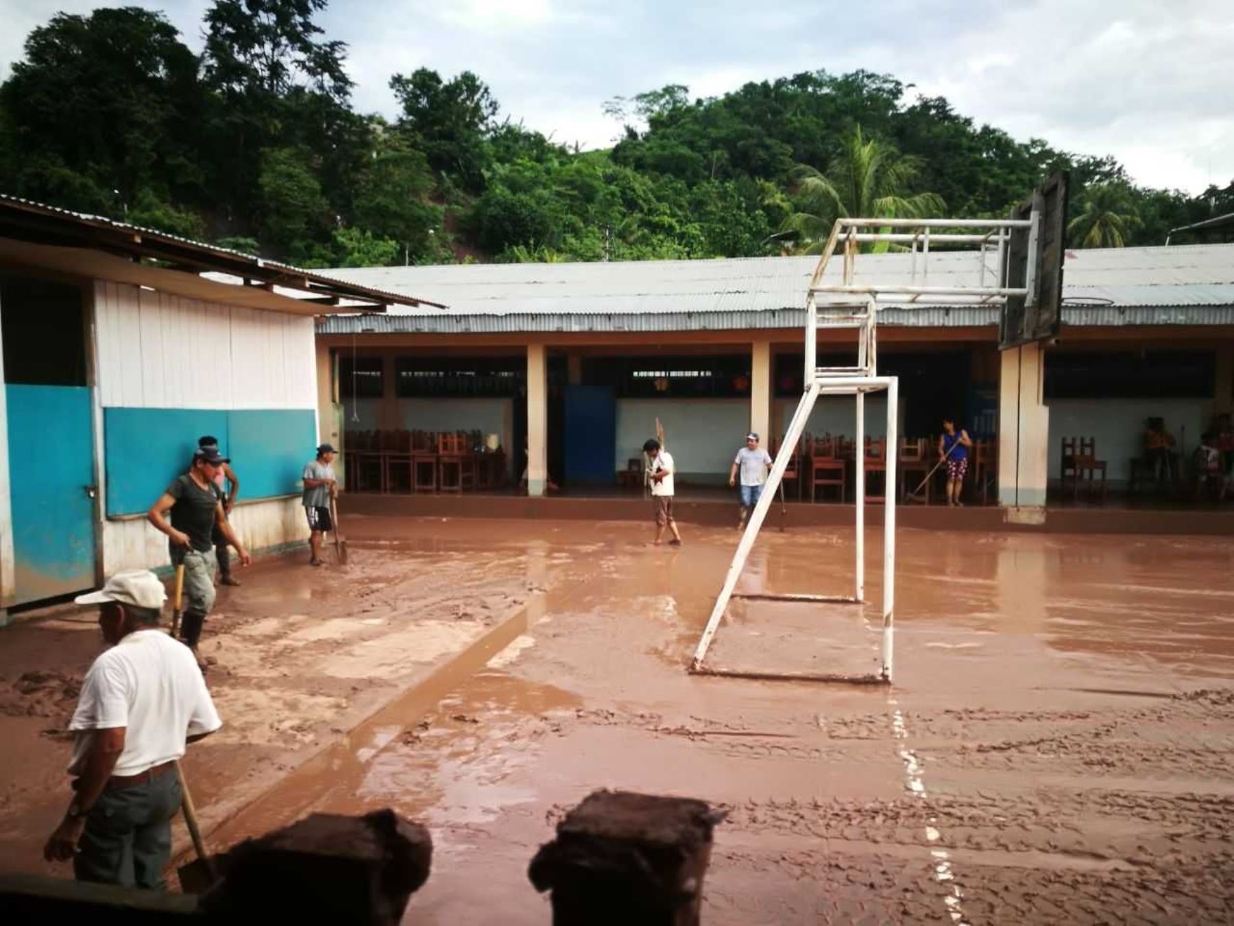 Minedu intensificó recomendaciones en colegios del país ante época de lluvias Minedu