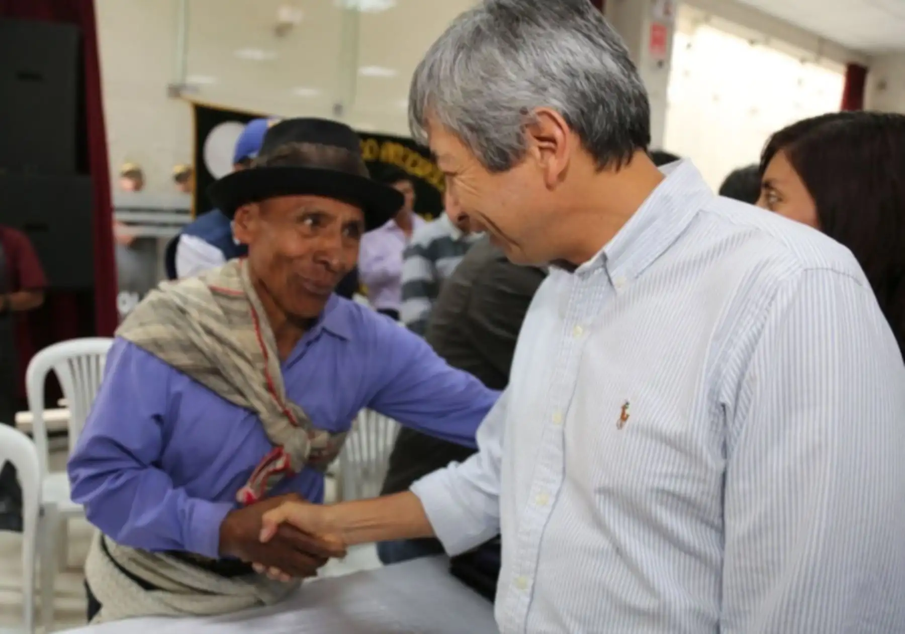 El ministro de Agricultura y Riego (Minagri), José Arista, se reúne hoy con autoridades regionales y locales, así como los productores agrarios de papa de la región Huánuco, a fin de abordar la problemática de la producción de este cultivo y las alternativas de solución.