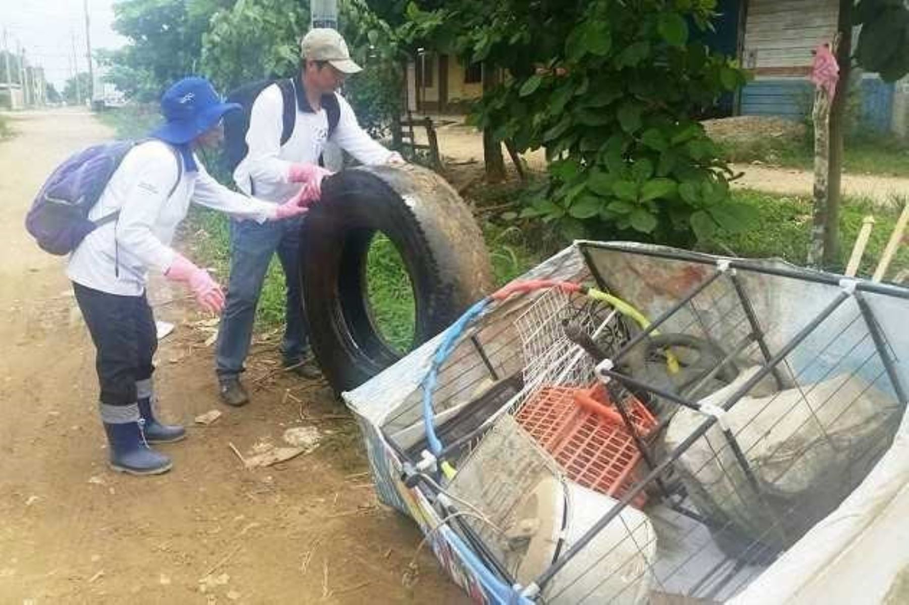 Eliminación de inservibles en Puerto Maldonado para prevenir el dengue