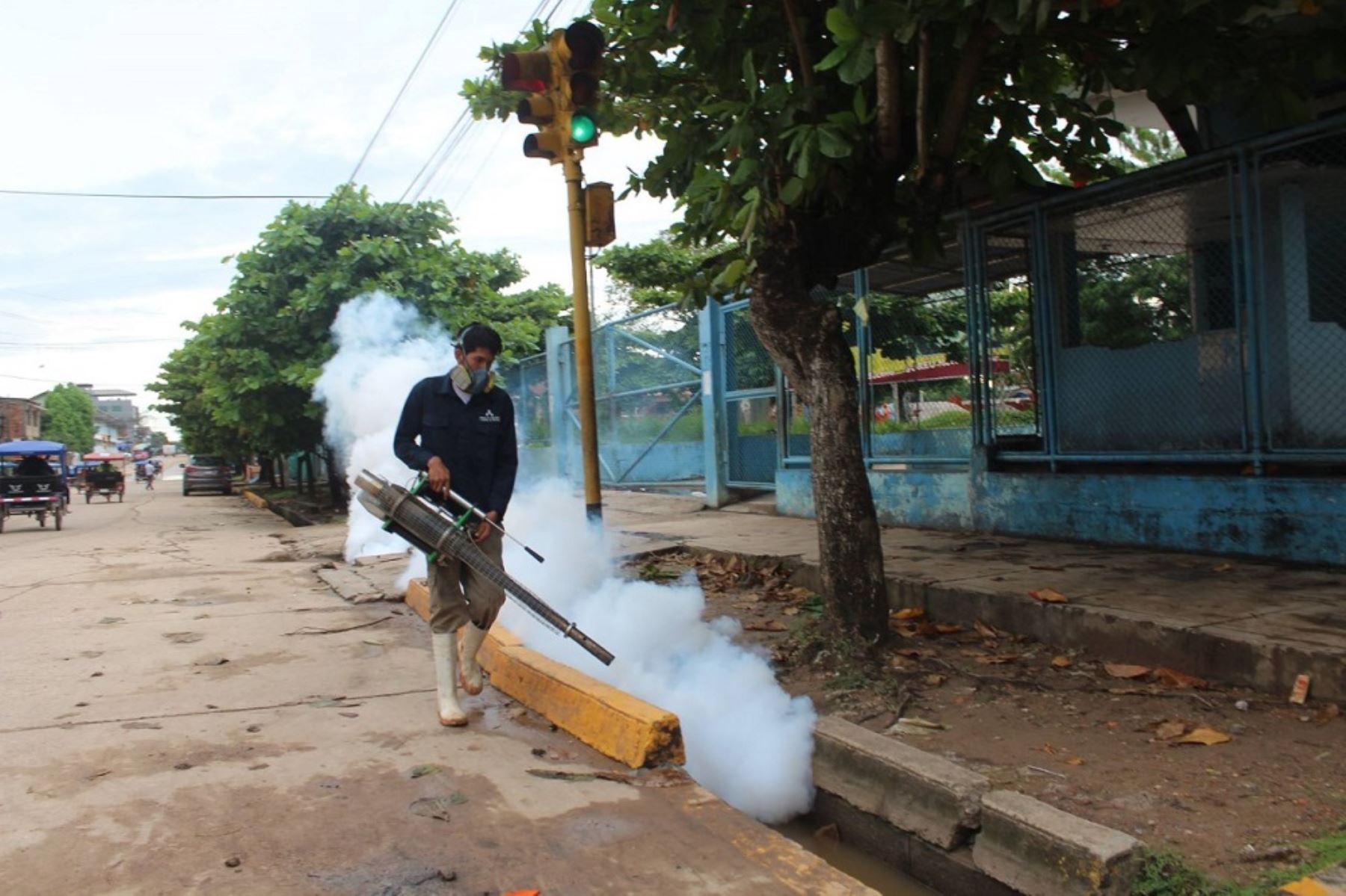 Como parte de las acciones contra el dengue en Madre de Dios, el Ministerio de Salud (Minsa), en coordinación con la Dirección Regional de Salud (Diresa) logró completar las acciones de fumigación en 12,171 viviendas de la ciudad de Puerto Maldonado.