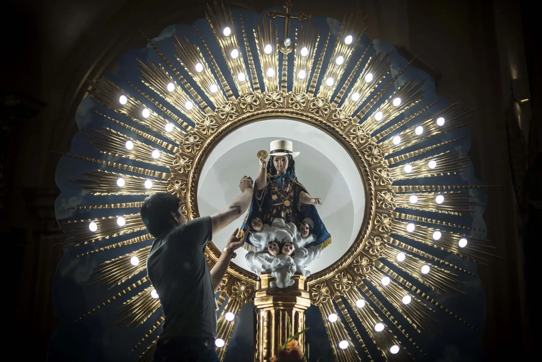 Veneradas imágenes, son visitadas en la Catedral de Trujillo. Foto: ANDINA/Elias Alfageme