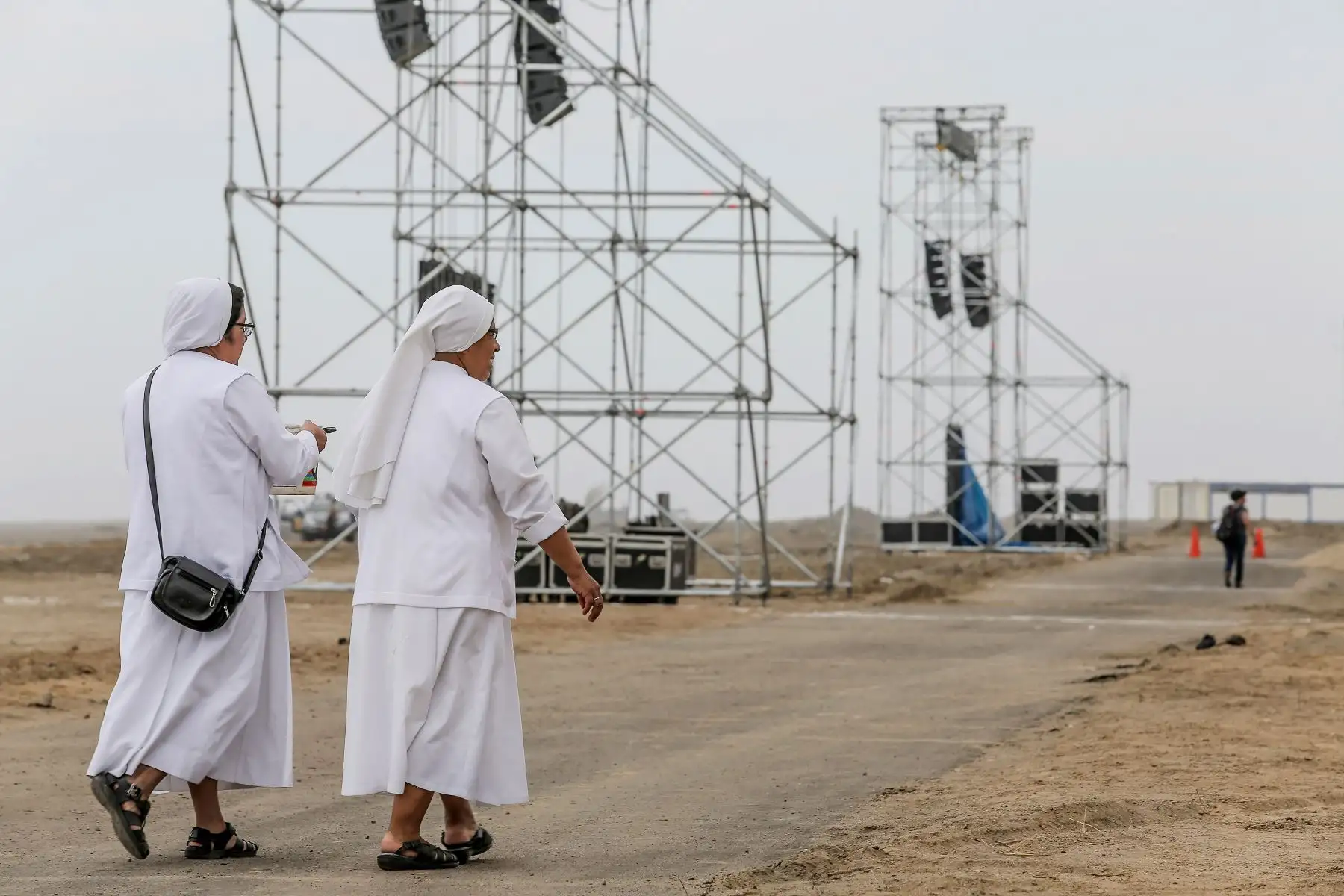 TRUJILLO PERÚ - ENERO 17. El balneario Huanchaco se prepara para la Misa del Papa Francisco. Foto: ANDINA/José Tejada