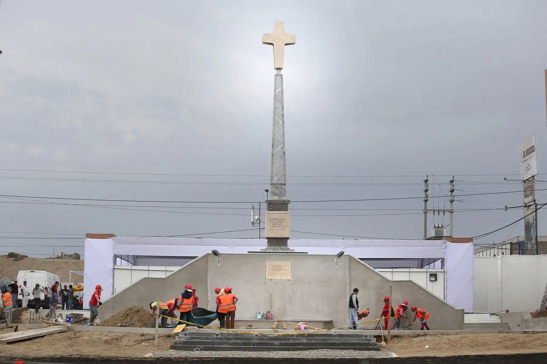 TRUJILLO PERÚ - ENERO 17. El balneario Huanchaco se prepara para la Misa del Papa Francisco. Foto: ANDINA/Pavel Ugaz