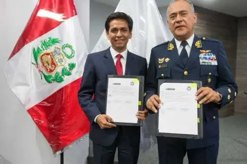 El Ministerio de Desarrollo e Inclusión Social (Midis) y la Fuerza Aérea del Perú (FAP) implementarán estrategias conjuntas para mejorar la calidad de vida de la población más vulnerable de todo el territorio nacional, gracias a la firma de un Convenio Marco de Cooperación Interinstitucional.