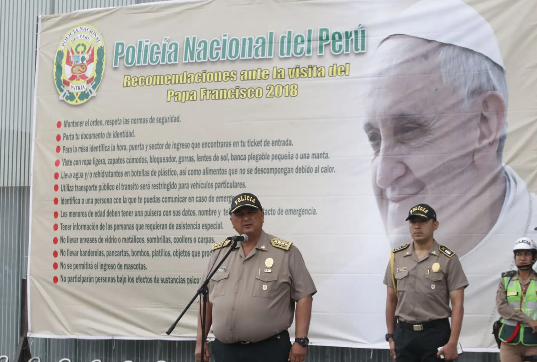 LIMA- PERÚ- 18 ENERO. Director de la Policía Nacional, Richard Zubiate presenta Plan de seguridad que se ejecutará durante la visita del Papa Francisco . Foto: ANDINA/Eddy Ramos.