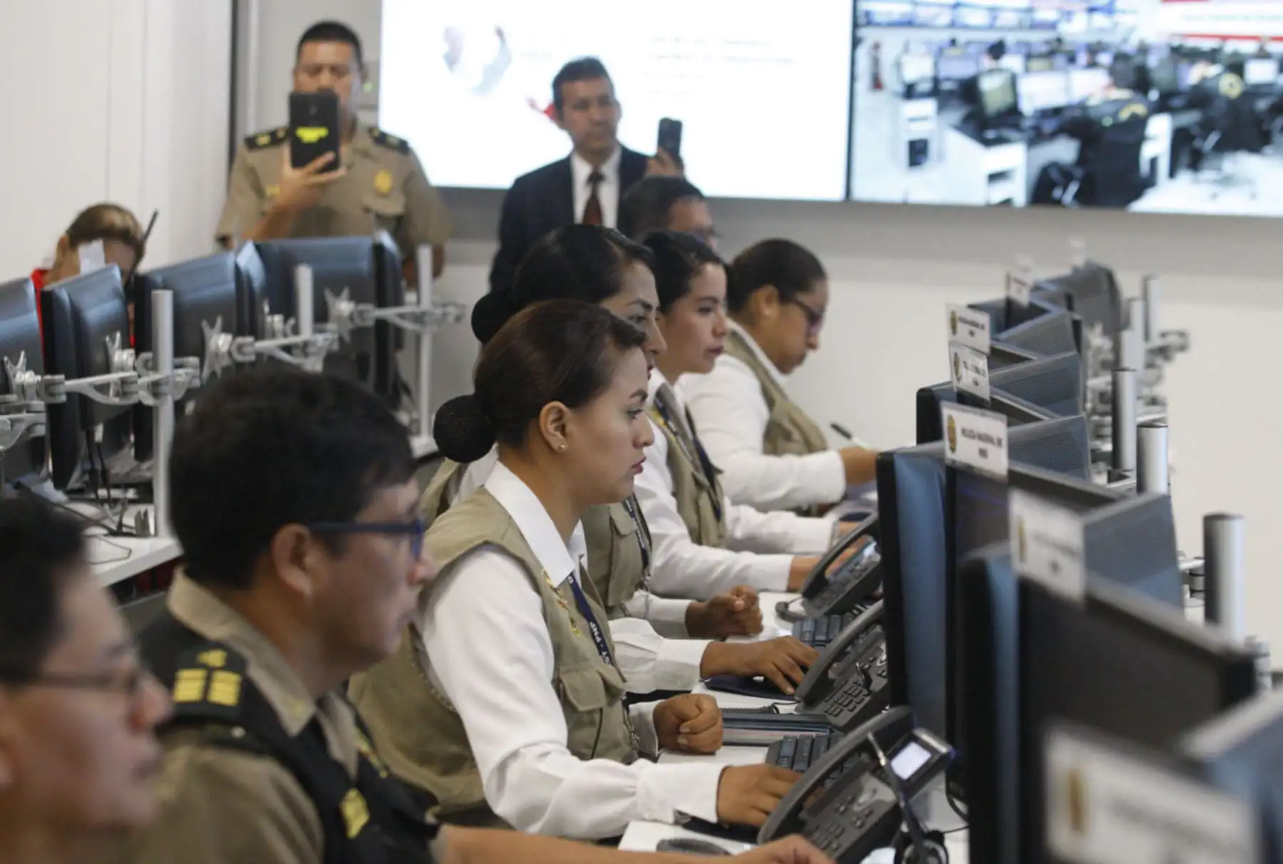 LIMA- PERÚ- 18 ENERO. Director de la Policía Nacional, Richard Zubiate presenta Plan de seguridad que se ejecutará durante la visita del Papa Francisco . Foto: ANDINA/Eddy Ramos.