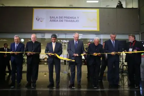 El Jefe del Estado, Pedro Pablo Kuczynski, inaugura el Centro Internacional de Prensa (CIP). Foto: ANDINA/Prensa Presidencia.