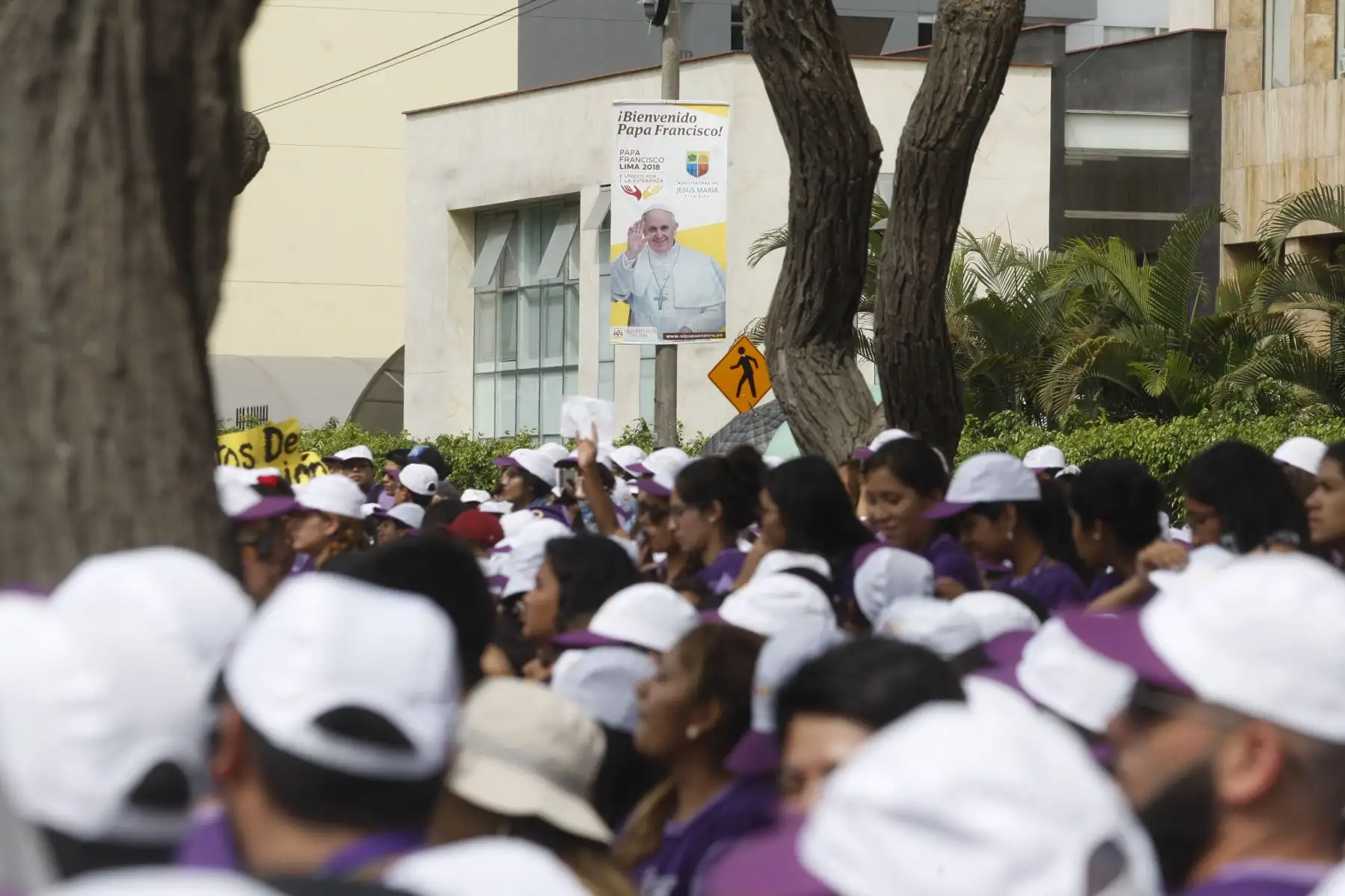 LIMA PERÚ - ENERO 18. Miles de fieles ya esperan la llegada del Papa Francisco al Perú. Foto: ANDINA/Eddy Ramos