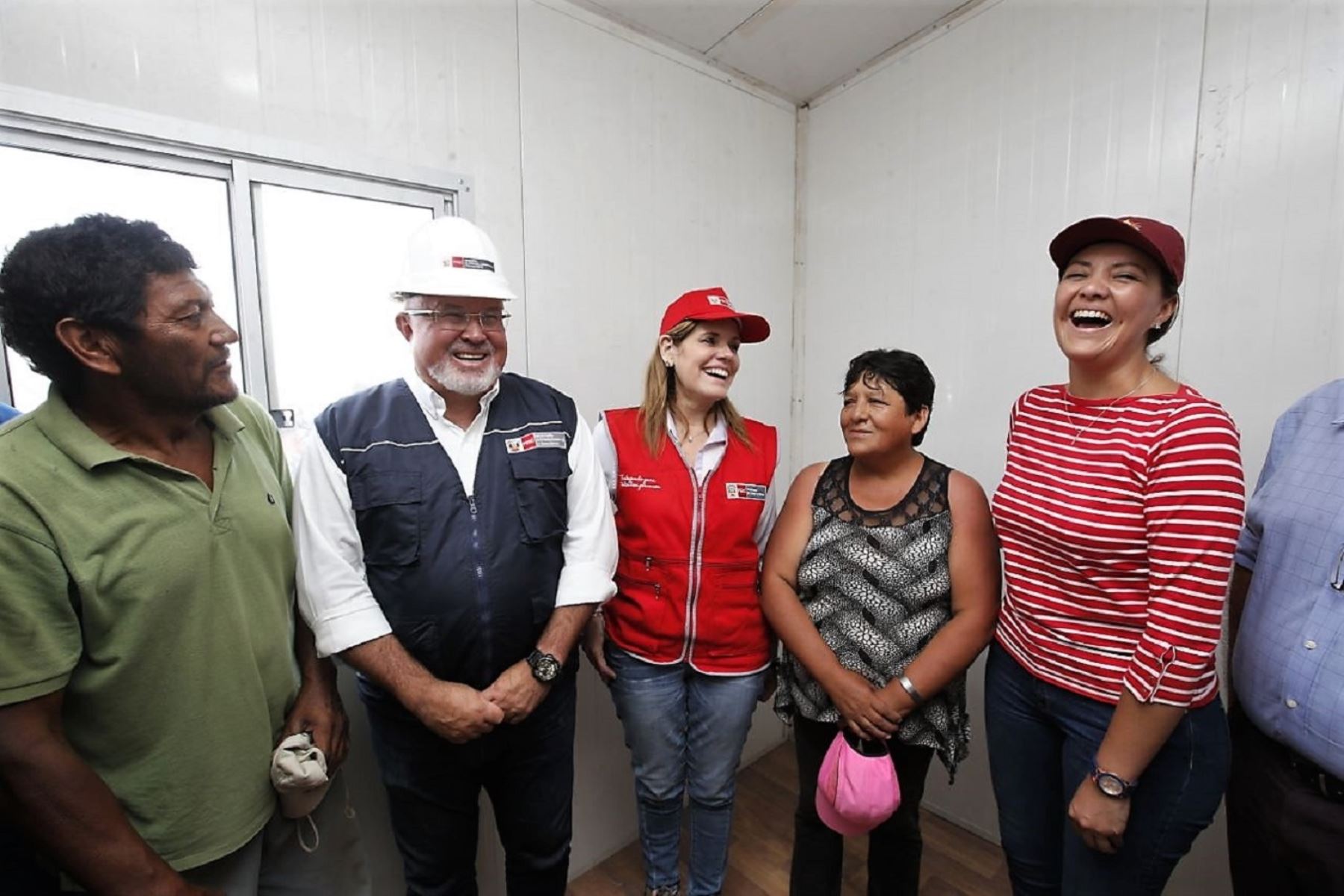Ministerio de Vivienda inicia instalación de 240 módulos temporales de vivienda para damnificados por el fuerte sismo en Arequipa. ANDINA/Difusión