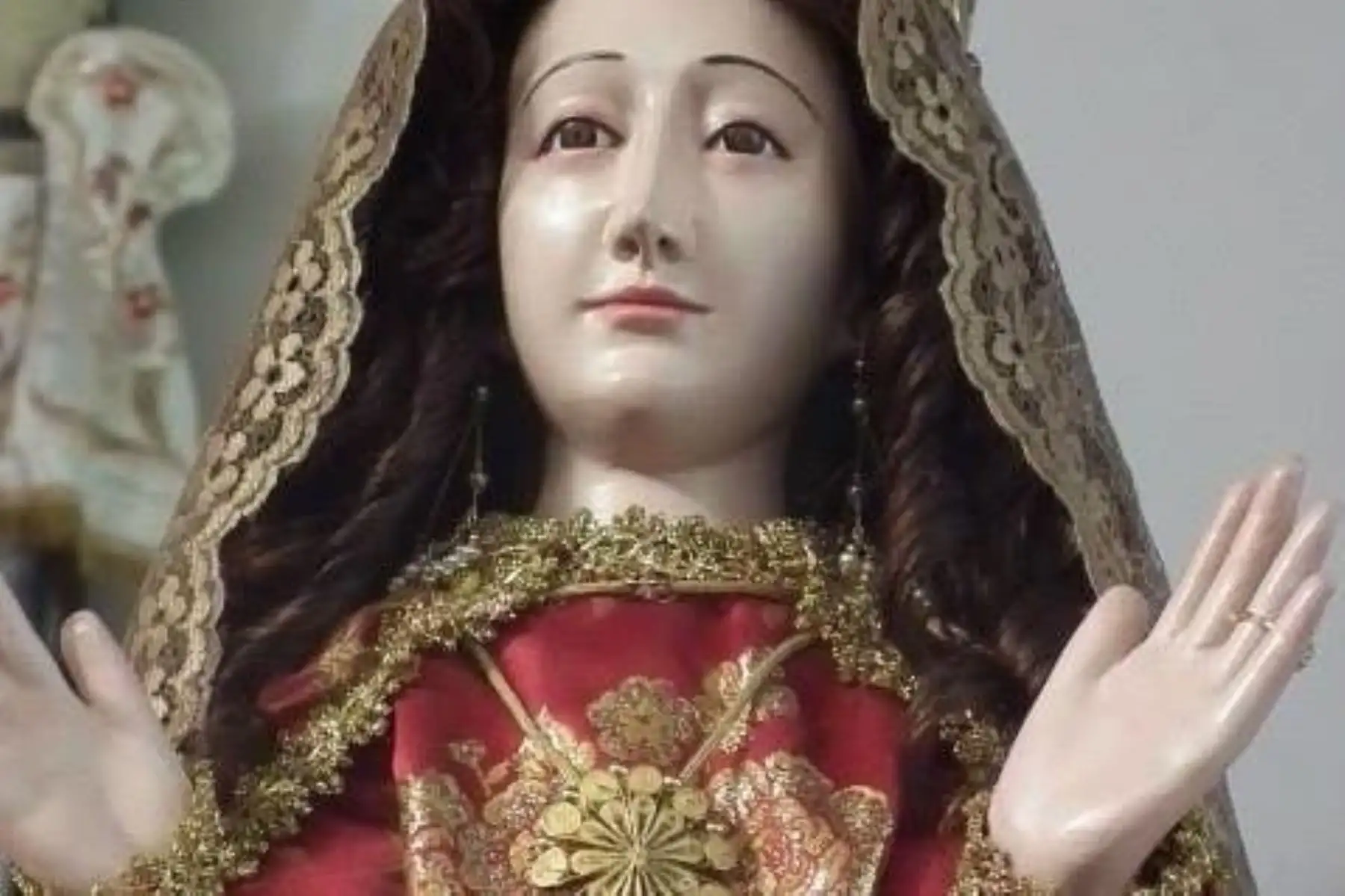 Nuestra Señora de la Asunción de Chachapoyas, conocida también como Virgen Asunta, estará presente este sábado 20 junto a las otras 39 veneradas imágenes de las regiones del norte peruano en la multitudinaria misa que oficiará el Papa Francisco en Huanchaco y también en el Encuentro Mariano en la Plaza de Armas.