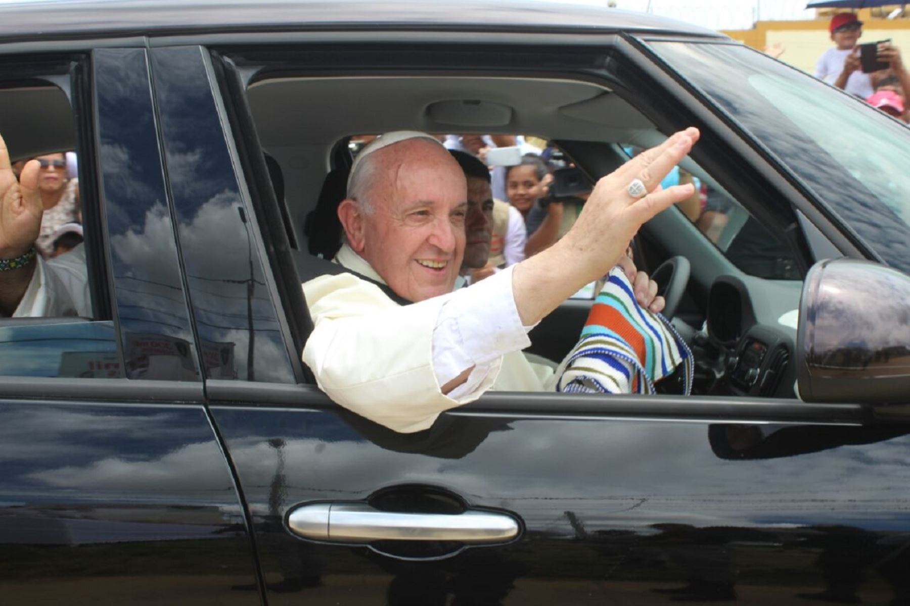 Internos de penal de Puerto Maldonado recibieron bendición del Papa Francisco. ANDINA/Difusión