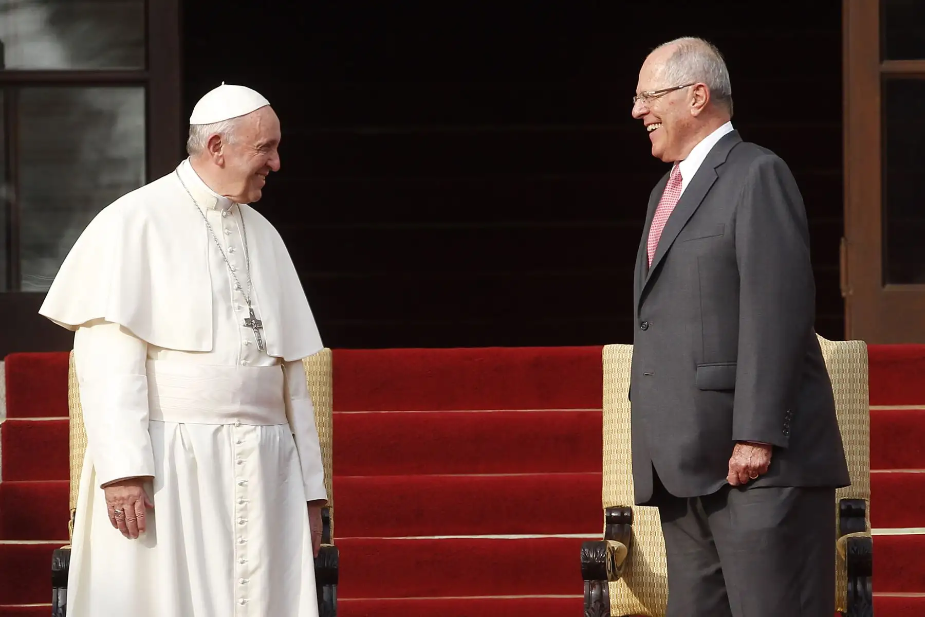 LIMA PERÚ - ENERO 19. Papa Francisco vista Palacio de Gobierno  y se reúne con Presidente Kuczynski. Foto: ANDINA/Carolina Urra