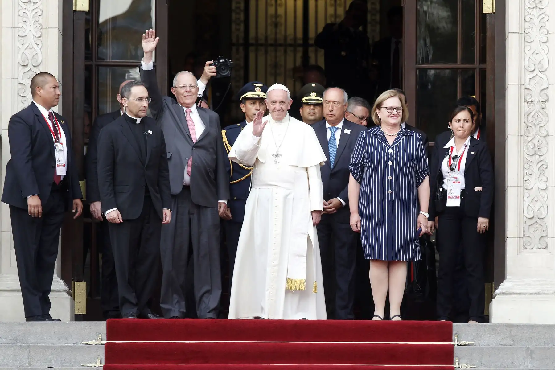 LIMA PERÚ - ENERO 19. Papa Francisco vista Palacio de Gobierno  y se reúne con Presidente Kuczynski. Foto: ANDINA/Carolina Urra