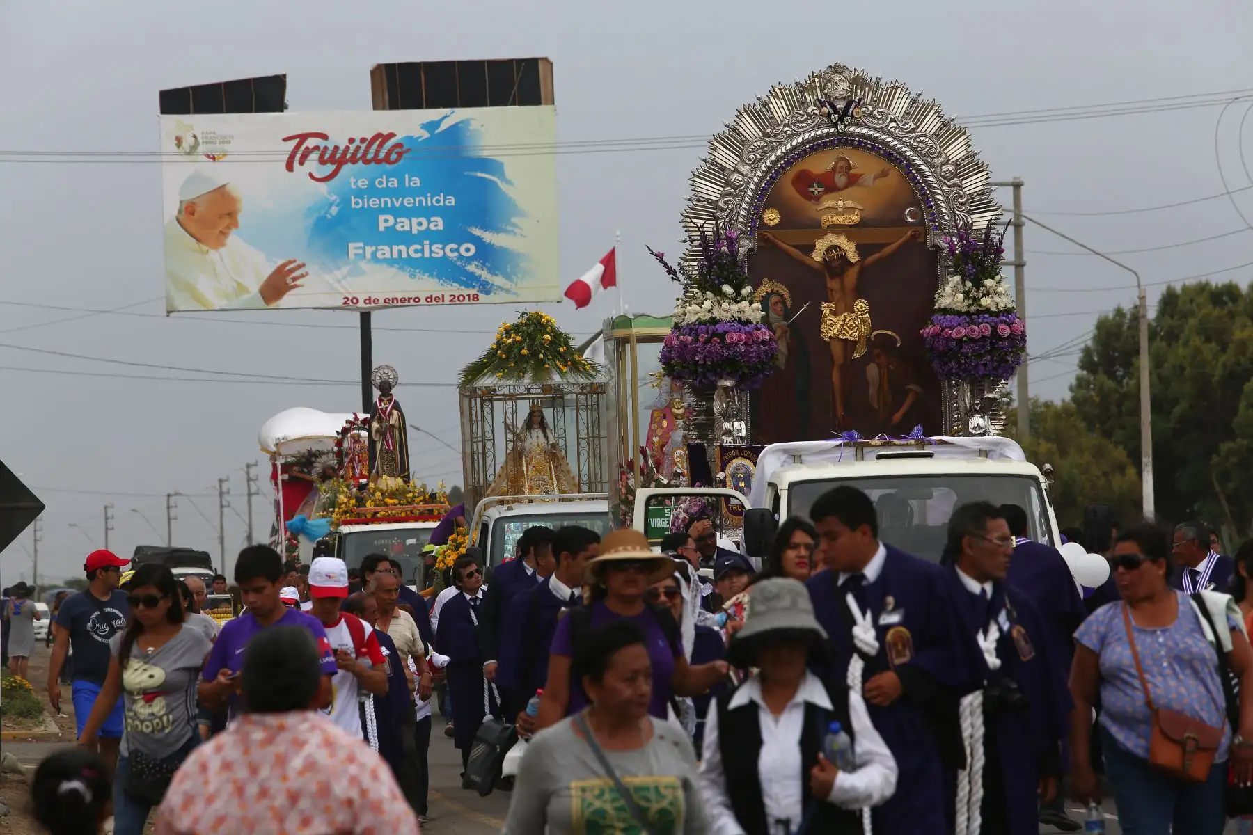 TRUJILLO PERÚ - ENERO 19. Ultimos preparativos para la visita del Papa Francisco en la ciudad de Trujillo. Foto: ANDINA/Jose Tejada