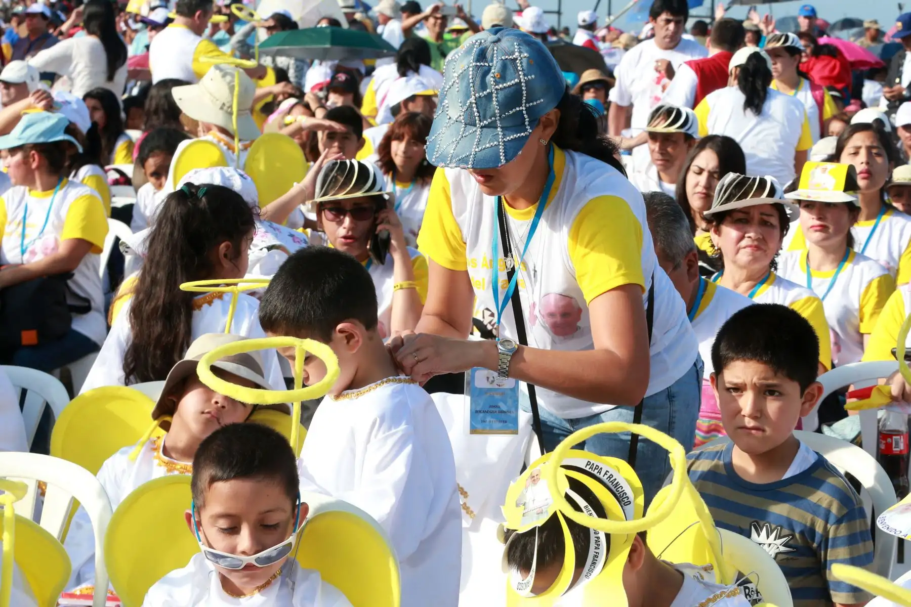 TRUJILLO PERÚ - ENERO 20. Una multitud de gente espera al Papa Francisco en Huanchaco. Foto: ANDINA/Vidal Tarqui