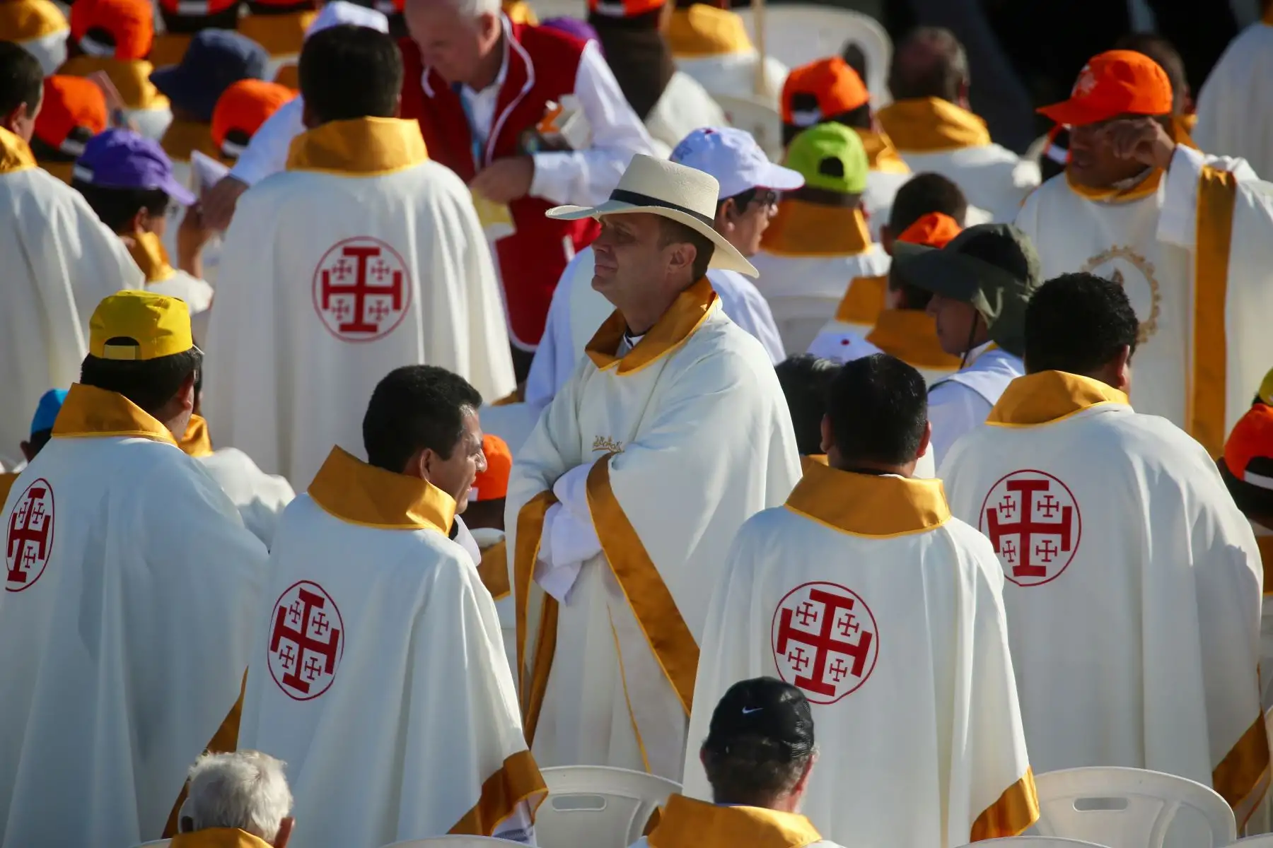 TRUJILLO PERÚ - ENERO 20. Una multitud de gente espera al Papa Francisco en Huanchaco. Foto: ANDINA/Pável Ugaz