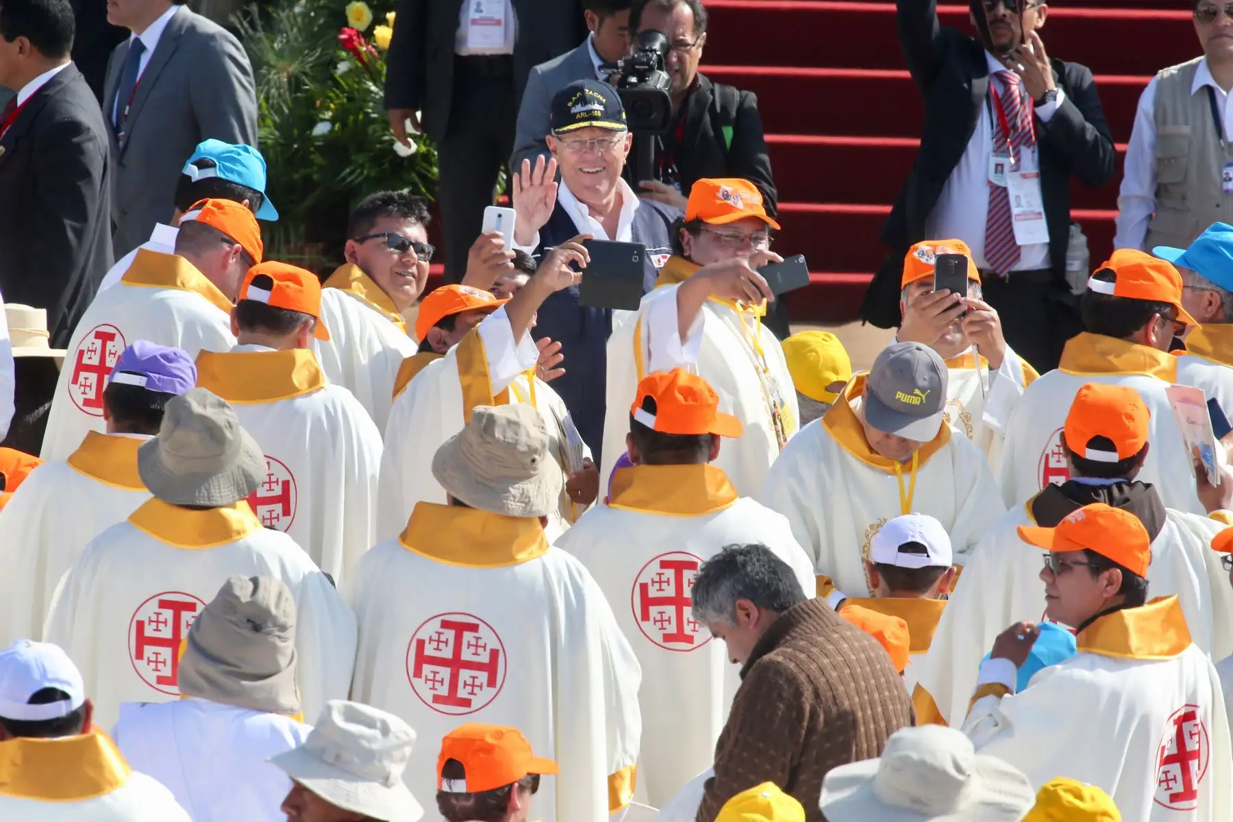 TRUJILLO PERÚ - ENERO 20. Presidente asiste a la misa del espera al Papa Francisco en Huanchaco. Foto: ANDINA/Pável Ugaz