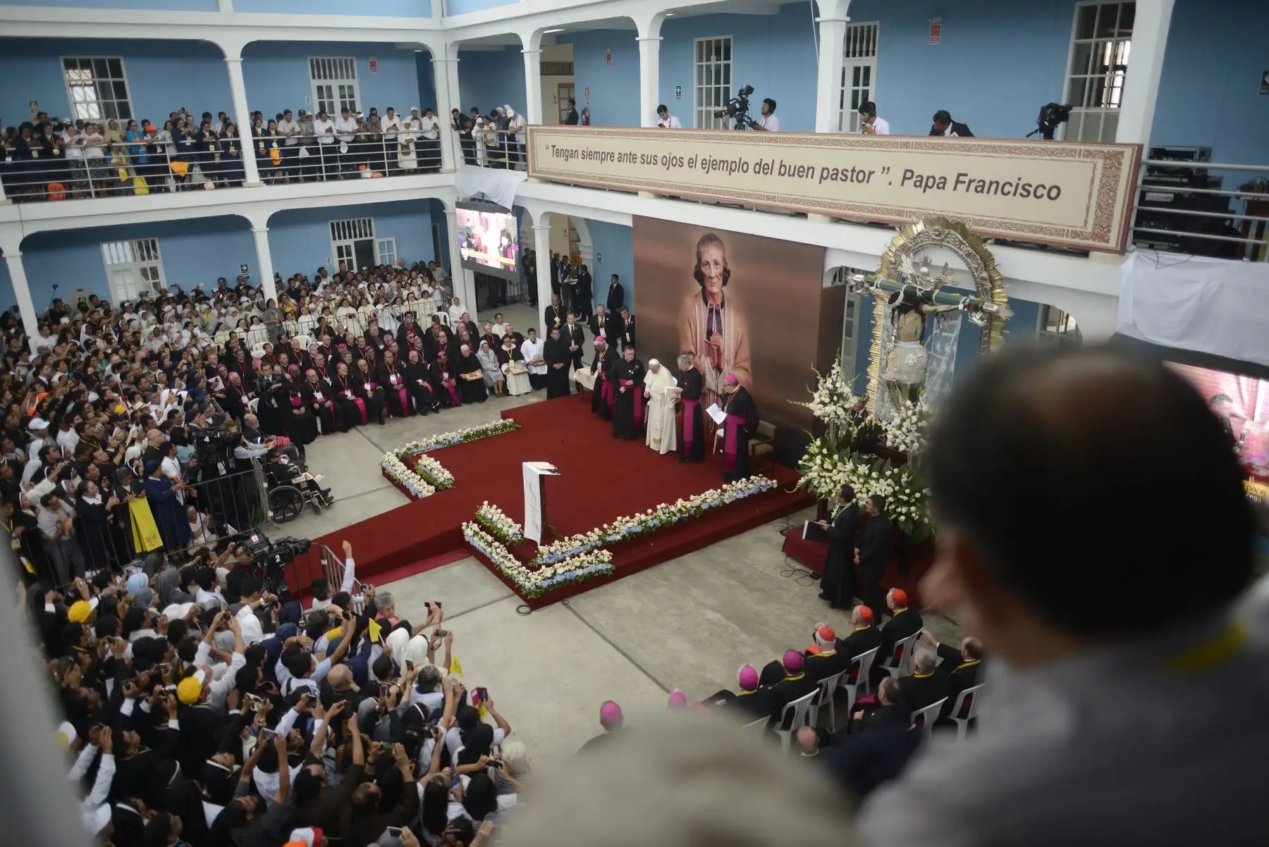 TRUJILLO PERÚ - ENERO 20. Papa Francisco sostiene encuentro con sacerdotes y seminaristas en Seminario San Carlos . Foto: ANDINA/Elias Alfageme