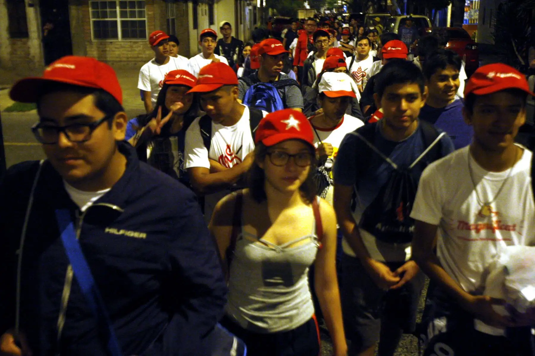 LIMA- PERÚ- 21 ENERO.  Primeros fieles empiezan a llegar a las Palmas para presenciar misa realizada por el Papa Francisco . Foto: ANDINA/Eddy Ramos.