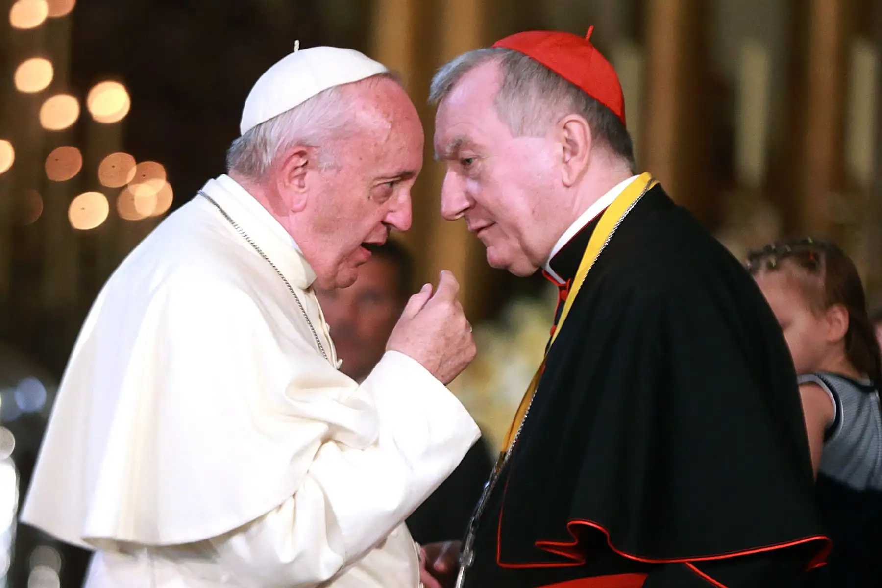LIMA PERÚ ENERO 21.  El Papa Francisco realiza oración ante reliquias de 5 santos peruanos. Foto: ANDINA/Vidal Tarqui