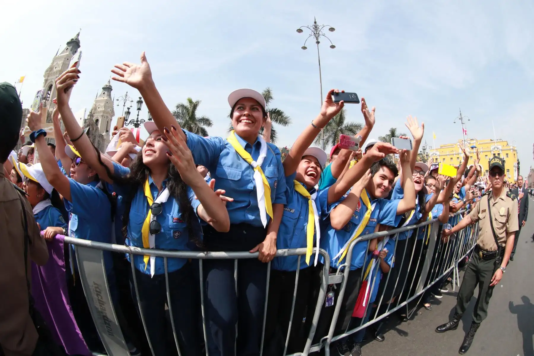 LIMA PERÚ - ENERO 21. Papa Francisco llega a  Catedral de Lima. Foto: ANDINA/Carlos Lezama.