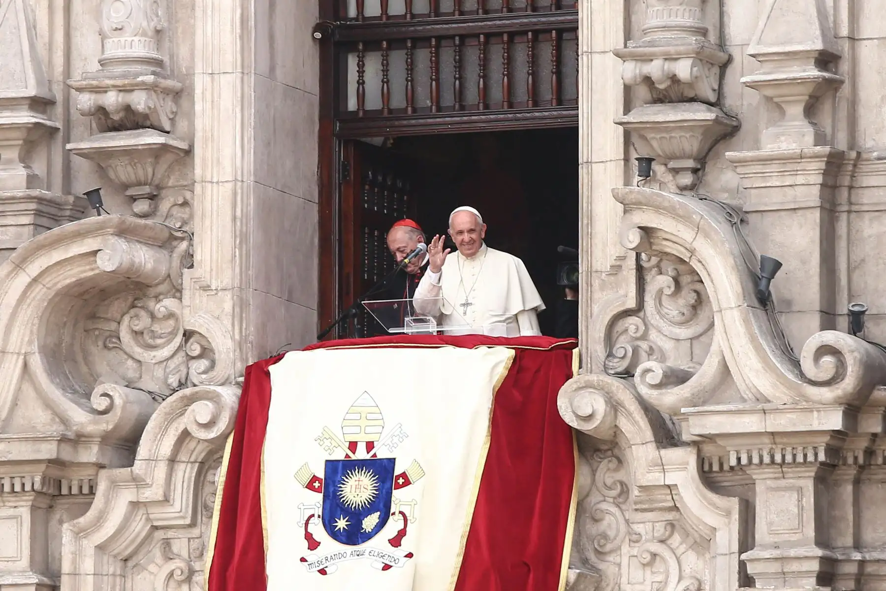 LIMA PERÚ - ENERO 21. Papa Francisco en ángelus desde el Palacio Arzobispal. Foto: ANDINA/Rubén Grández