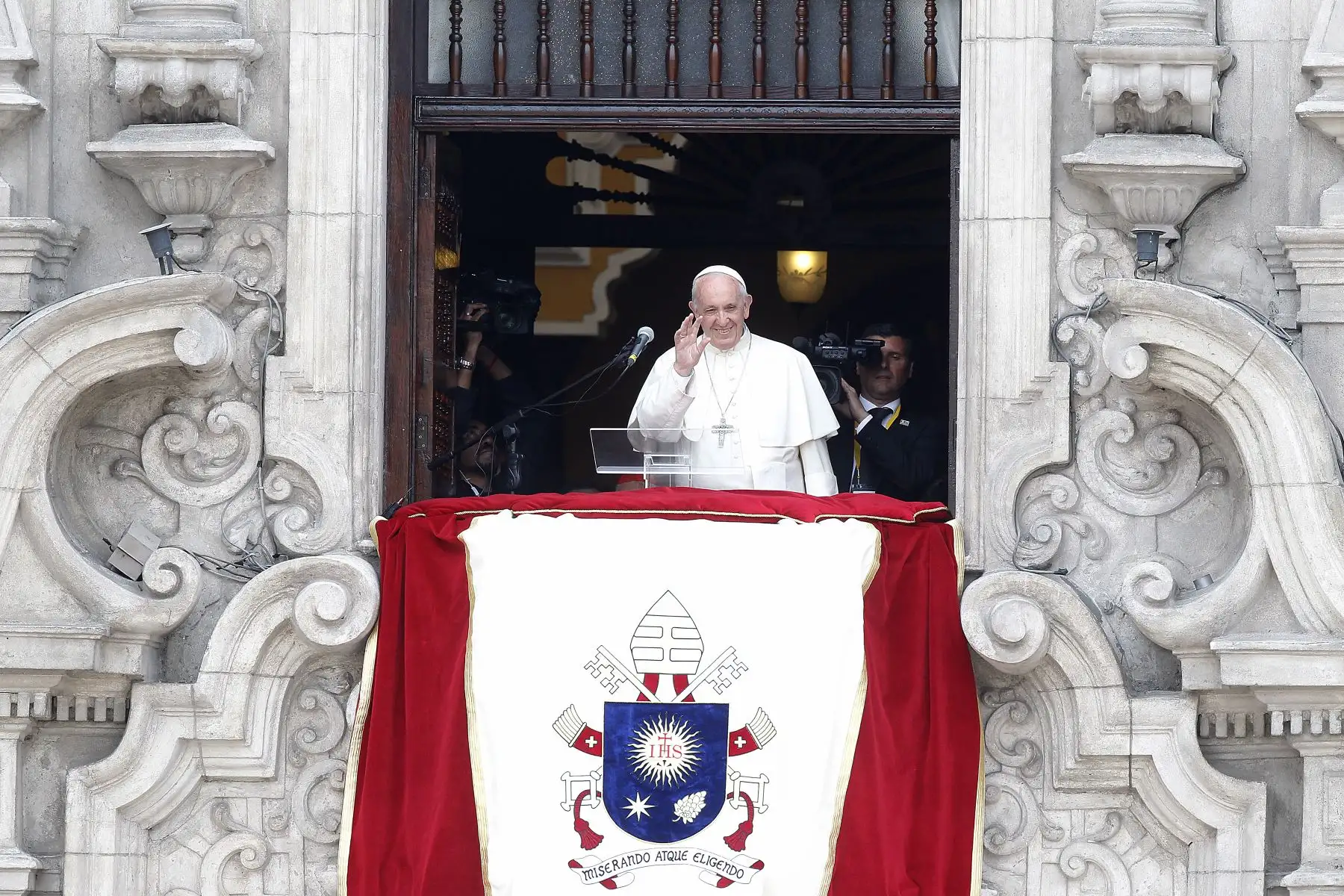 LIMA PERÚ - ENERO 21. Papa Francisco en ángelus desde el Palacio Arzobispal. Foto: ANDINA/Carolina Urra