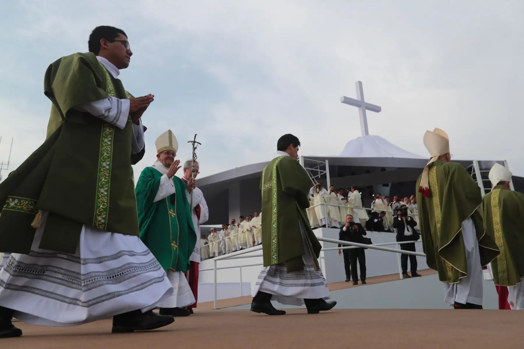 LIMA PERÚ - ENERO 21.  Papa Francisco oficia misa en Base Las palmas. Foto: ANDINA/Carlos Lezama