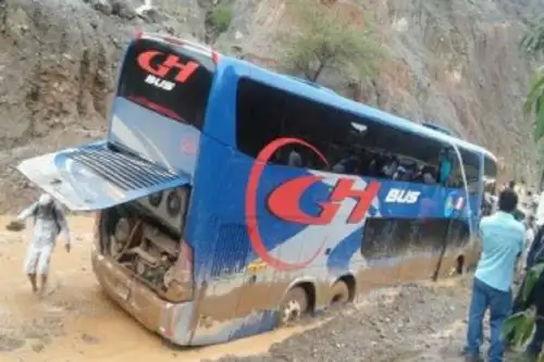 Accidente se produjo anoche, al promediar las 23::50 horas, a 4 kilómetros de la comunidad de Choclococha.