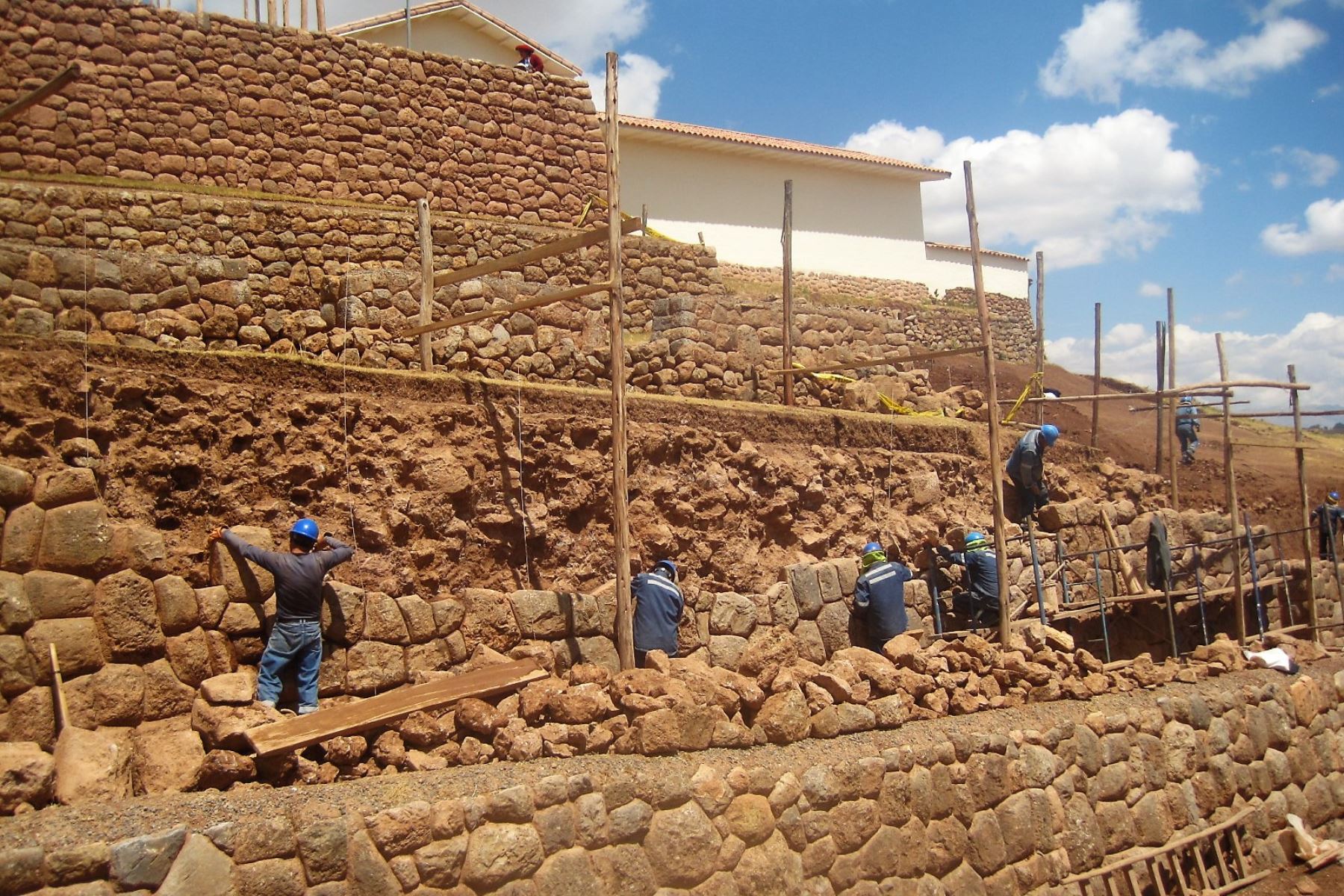 Descubren andenes y recintos incaicos en distrito de Chinchero, en Cusco. Foto: Dirección de Cultura de Cusco.