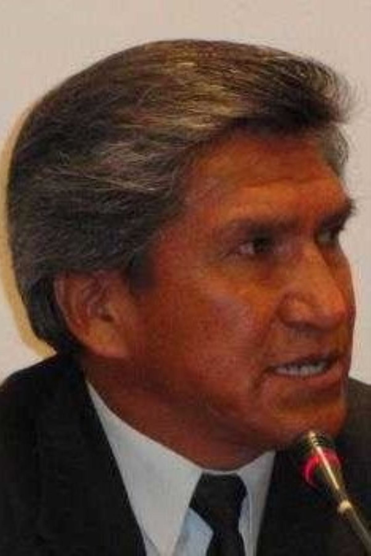 El Cuarto Juzgado Penal Unipersonal de Cusco sentenció a cuatro años de cárcel al ex alcalde del distrito cusqueño de San Jerónimo, Policarpo Ccorimanya Zúñiga, por el delito de colusión agravada, negociación incompatible y aprovechamiento indebido de cargo en su gestión 2011-2014.