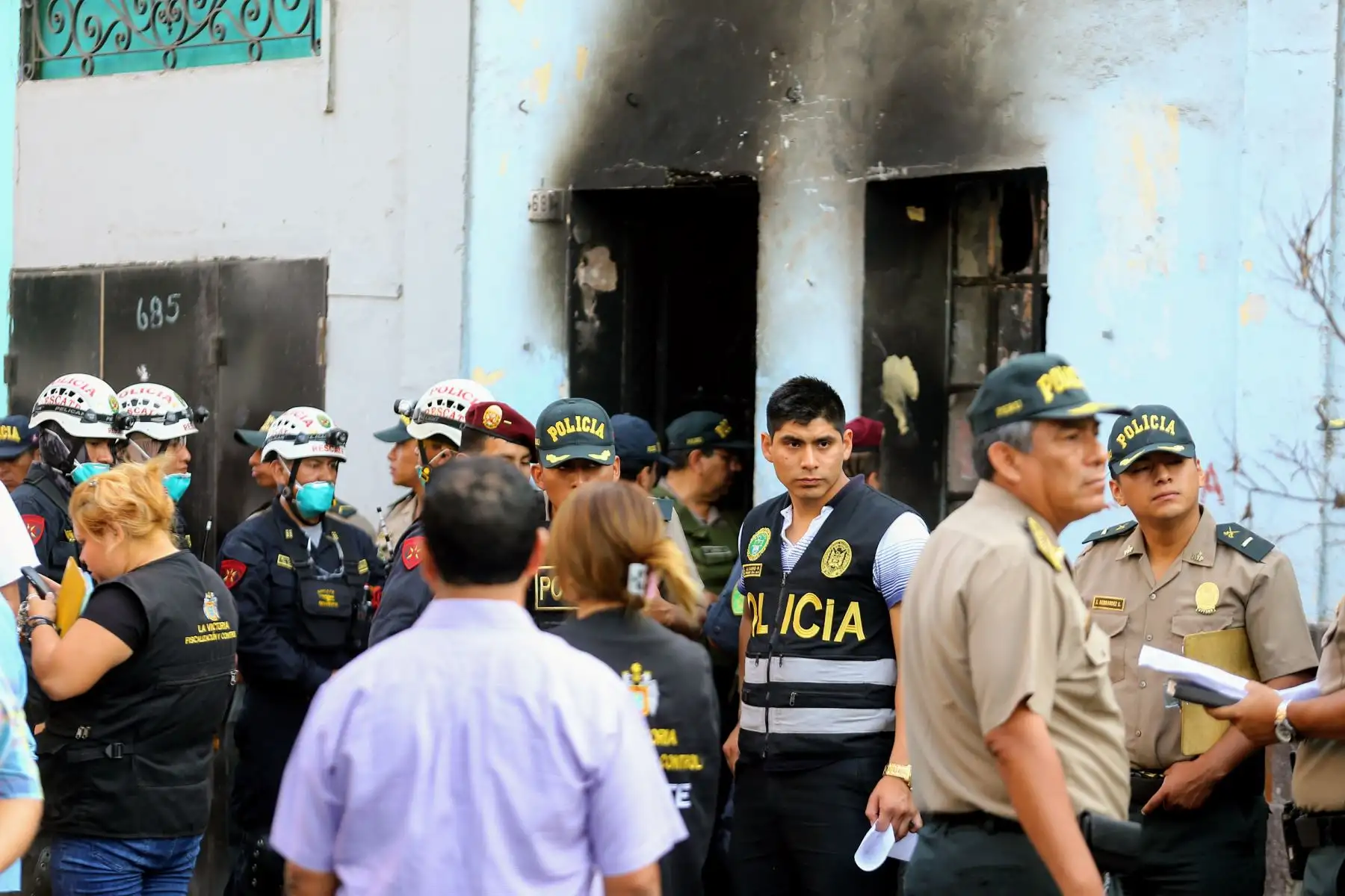 LIMA PERÚ - ENERO 25. Incendio en casona de La Victoria provoca la muerte de cuatro personas. Foto: ANDINA/Luis Iparraguirre