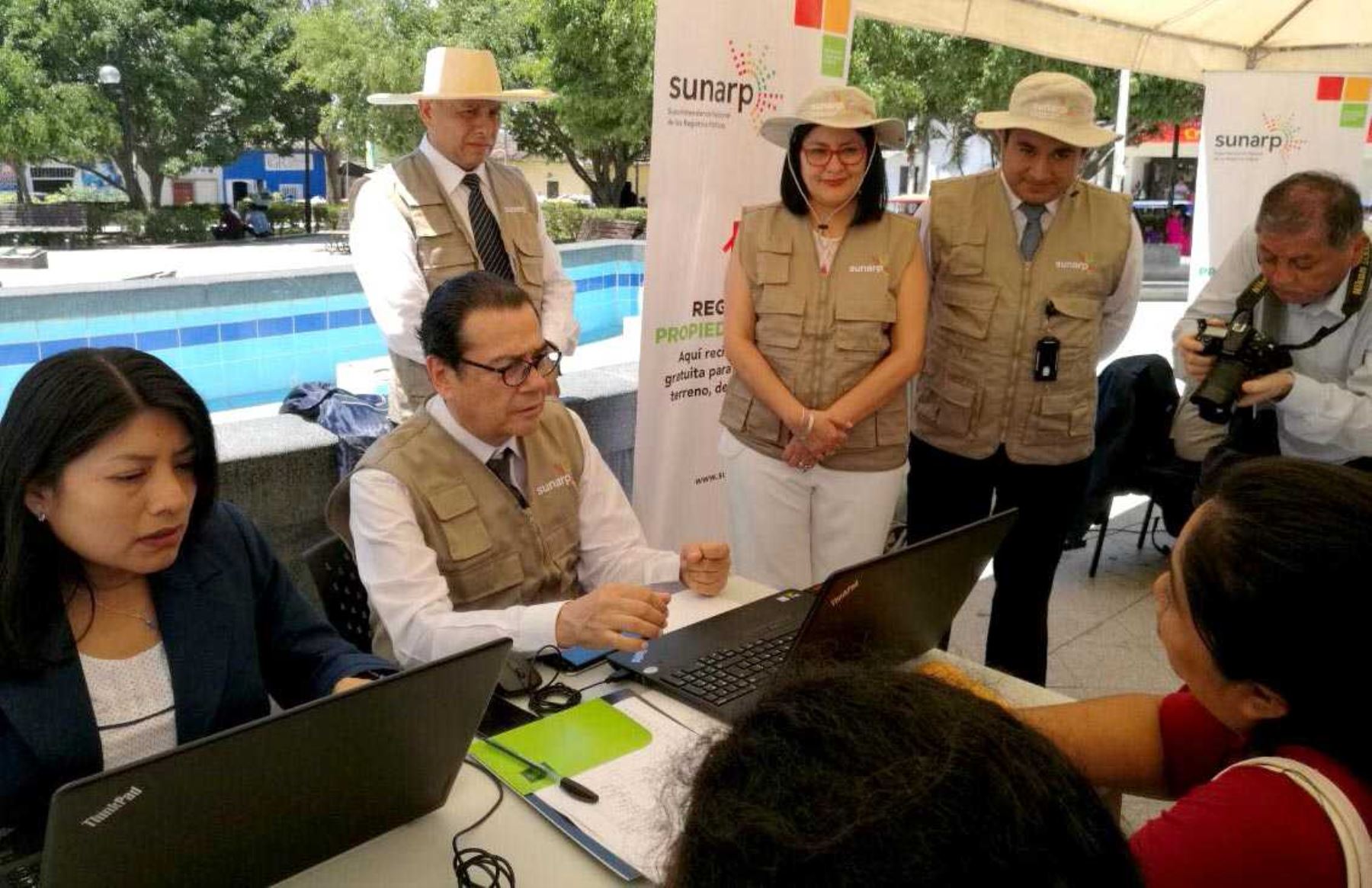 El ministro de Justicia y Derechos Humanos, Enrique Mendoza Ramírez, inauguró hoy la nueva Oficina Receptora de la Sunarp en el distrito de Tambogrande, en la región Piura.