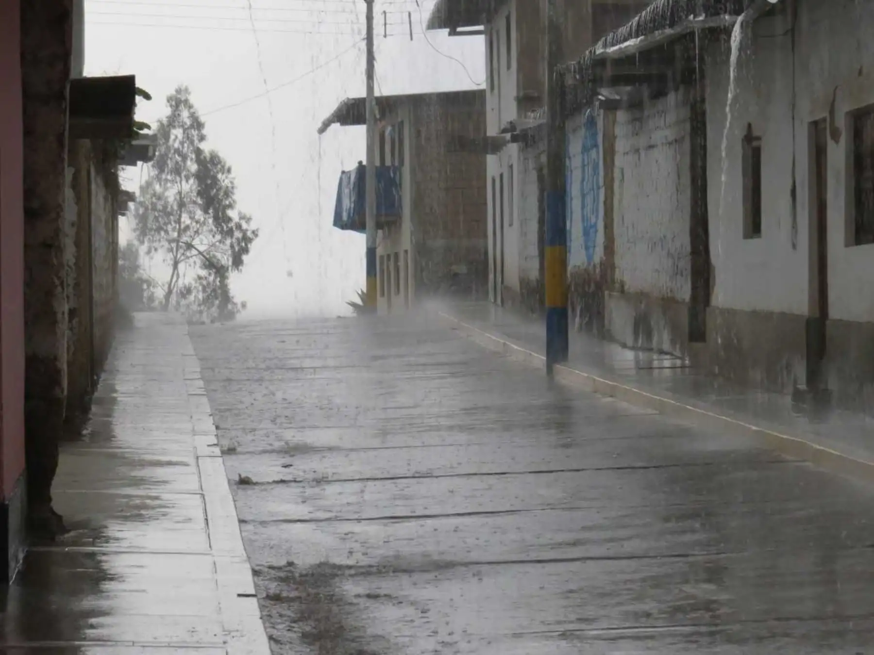 Se espera granizo en forma aislada y nieve en zonas altas de la sierra centro y sur. ANDINA/Difusión