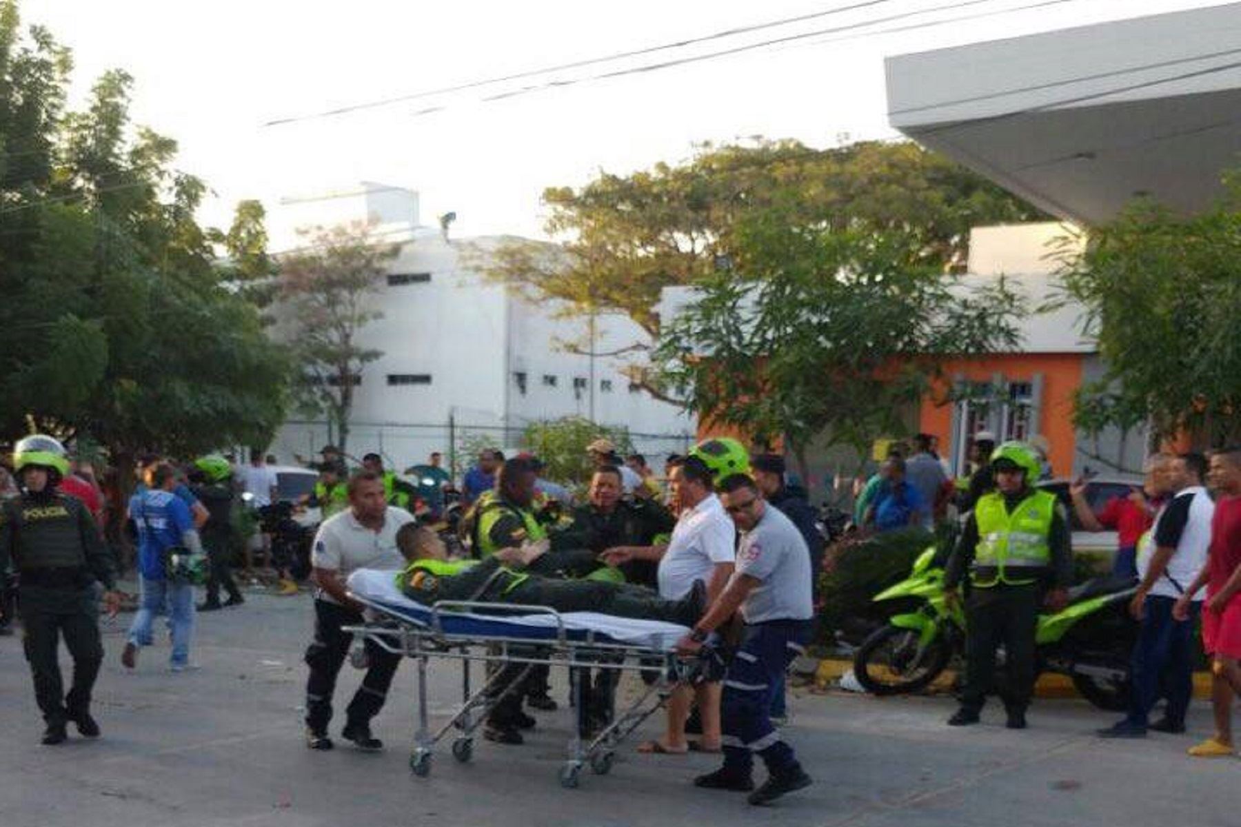 La estación de Policía del barrio San José de Barranquilla fue blanco de un atentado. Foto. RCN.