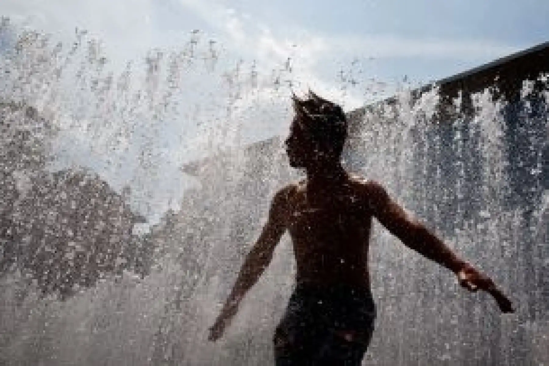 El distrito de Tingo de Ponasa, región San Martín,y así Morropón, en la región Piura, soportaron enlas últimas 24 horas las temperaturas más altas a nivel nacional.