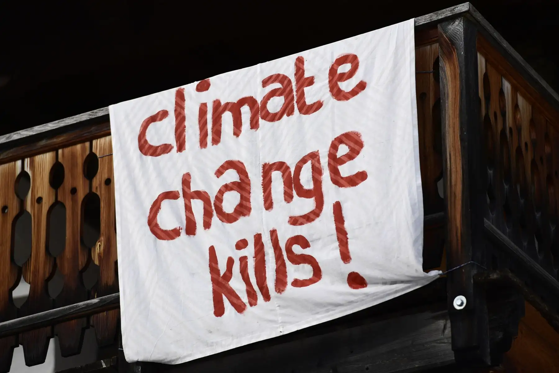Resulta difícil predecir los efectos del cambio climático sobre las poblaciones humanas, ya que ni siquiera se conocen las cifras actuales de refugiados ambientales. Lo que sí está claro es que sus números crecen. Foto: AFP