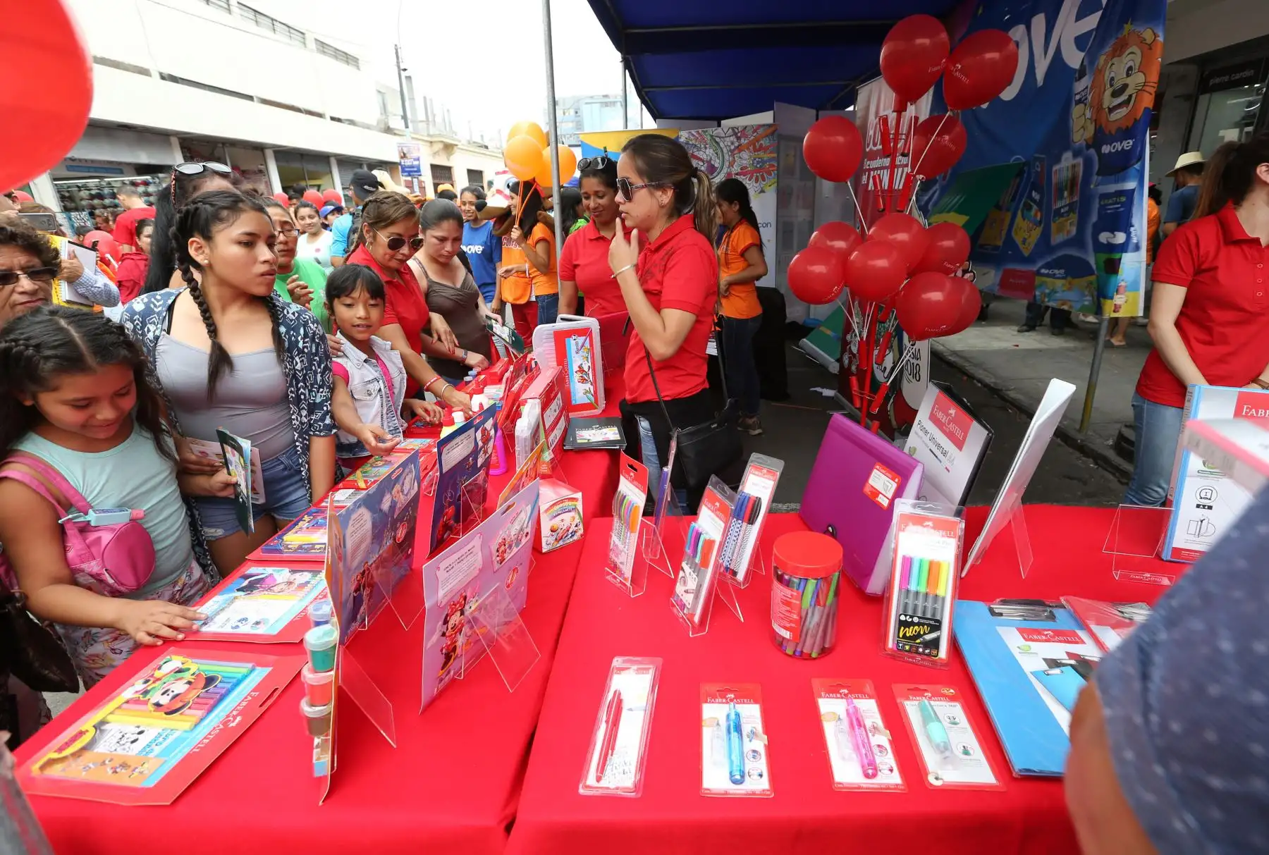 LIMA-PERÚ-ENERO-29.Municipalidad de Lima inicia plan "De regreso al cole 2018" Foto: ANDINA/Norman Córdova