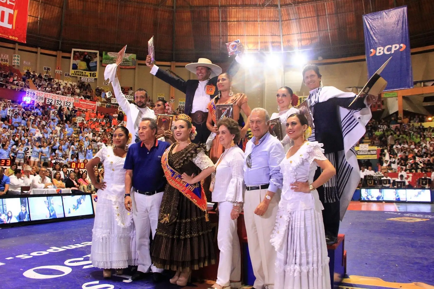 Campeones de Concurso de Marinera. Categoría Máster. ANDINA/Luis Puell