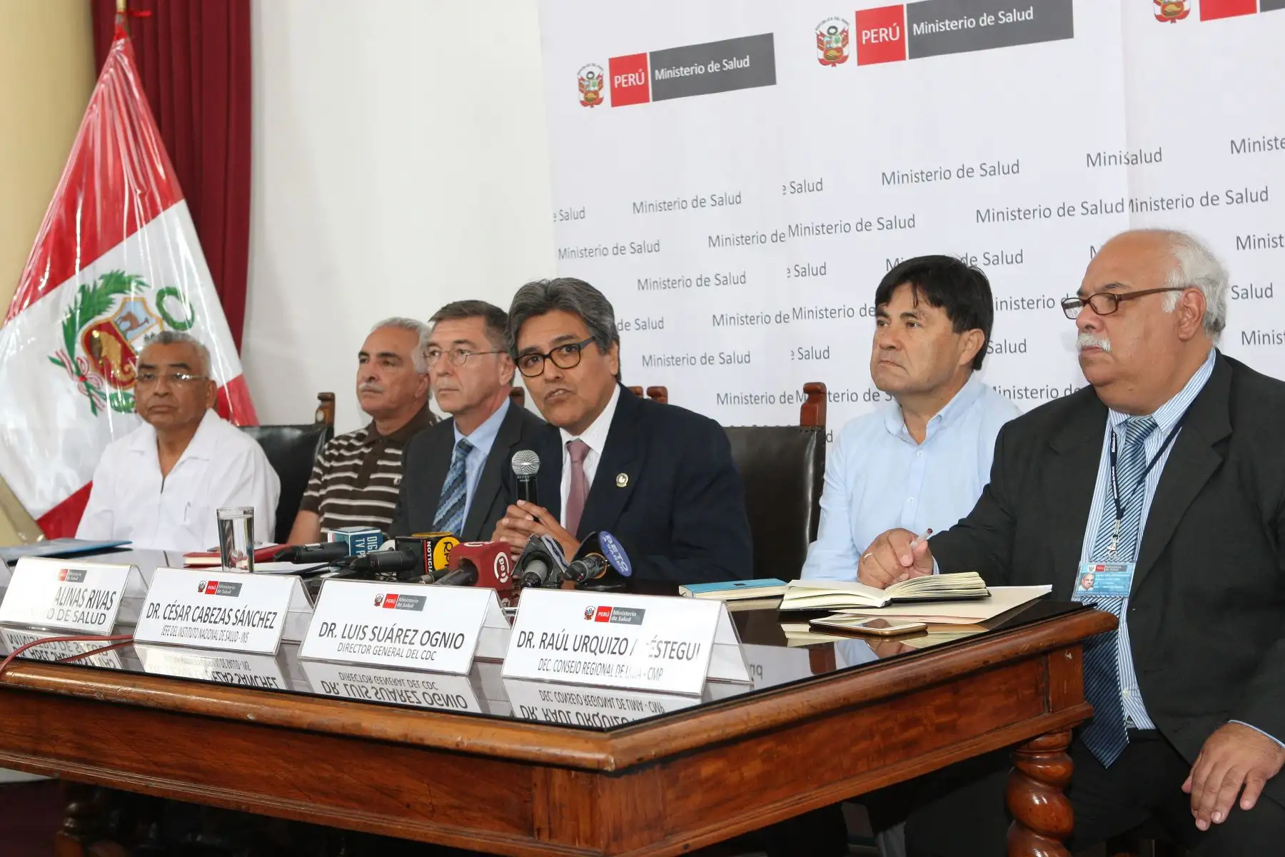 LIMA,PERÚ.ENERO 29. Ministro de Salud, Abel Salinas anunció hoy, que en  Abril se comenzará a vacunar contra la varicela a los niños a partir de un 1 año de edad, así como a personas en estado de vulnerabilidad.Foto:ANDINA/Héctor Vinces.