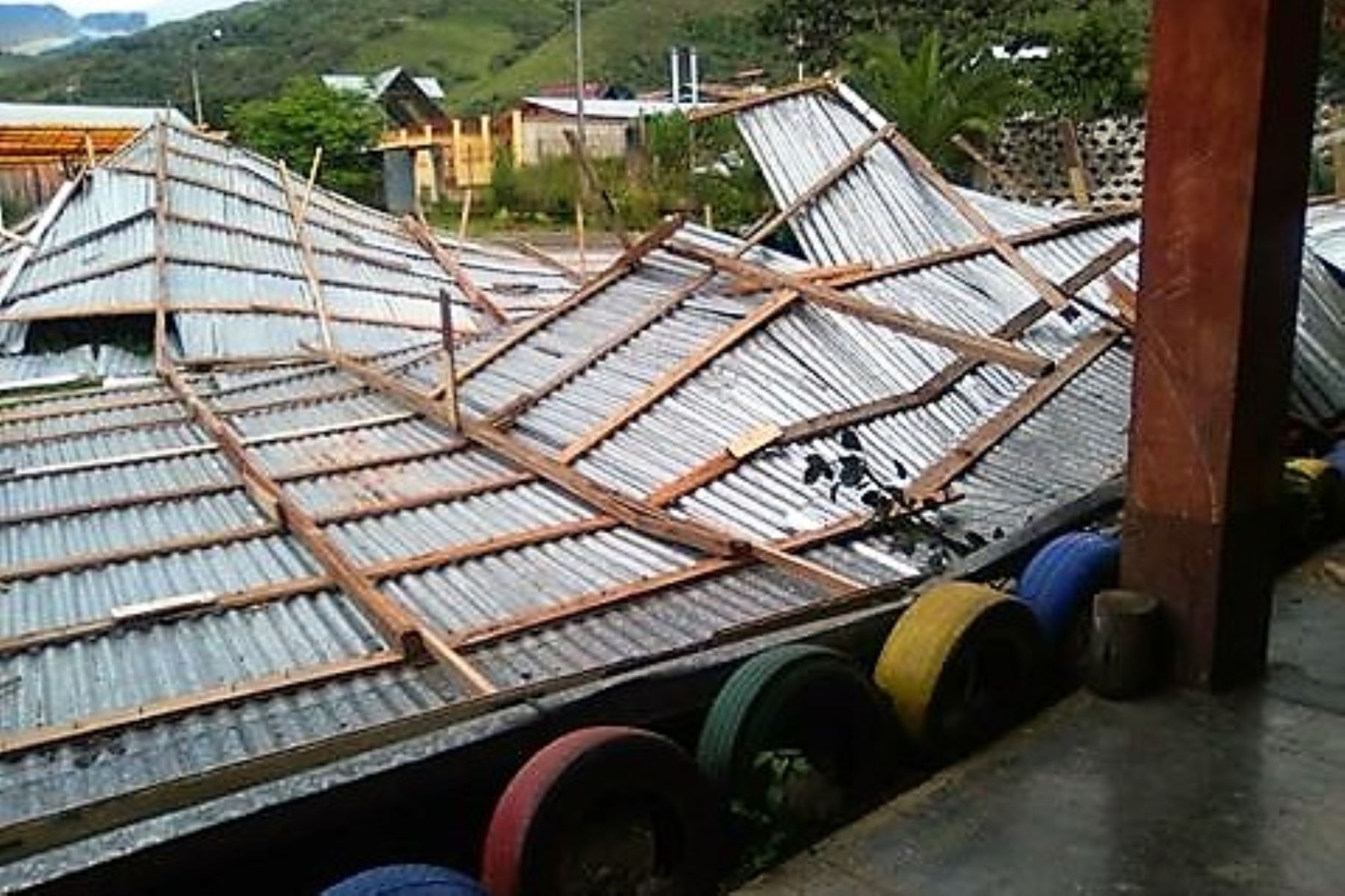 Vientos fuertes afectaron a varios centros poblados del distrito de Villa Rica, provincia de Oxapampa, región Pasco. ANDINA