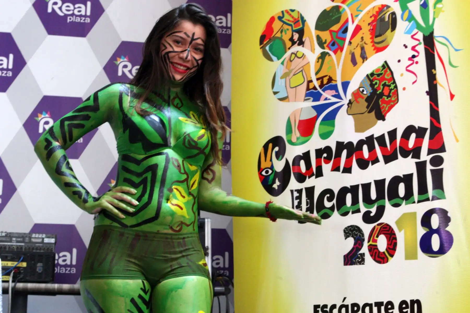 LIMA-PERÚ-ENERO-30. Gobierno Regional de Ucayali presento el Gran Lanzamiento del Festival  Carnaval Ucayalino 2018, en el Centro Cívico de Lima .Foto:ANDINA/Héctor Vinces