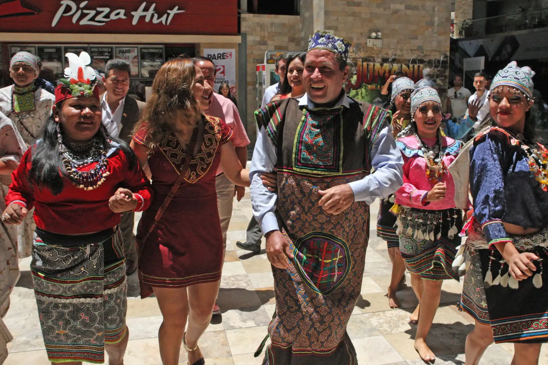 LIMA-PERÚ-ENERO-30. Gobierno Regional de Ucayali presento el Gran Lanzamiento del Festival  Carnaval Ucayalino 2018, en el Centro Cívico de Lima .Foto:ANDINA/Héctor Vinces